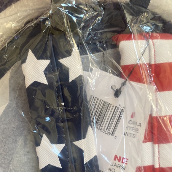 Disney loungefly backpack - Picture 8 of 9